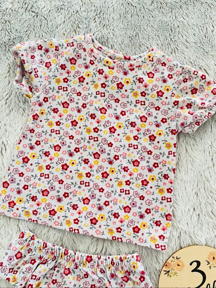 Ensemble Bloomer Culotte Tee Shirt Fleurs Bébé 3 mois - photo numéro 3