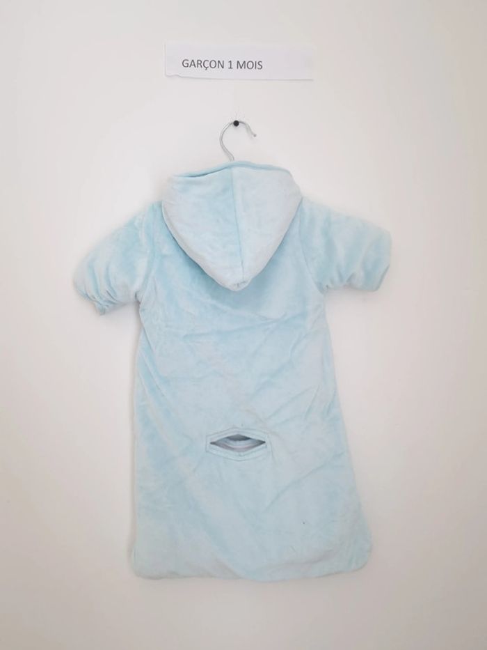 gigoteuse voiture - photo numéro 2