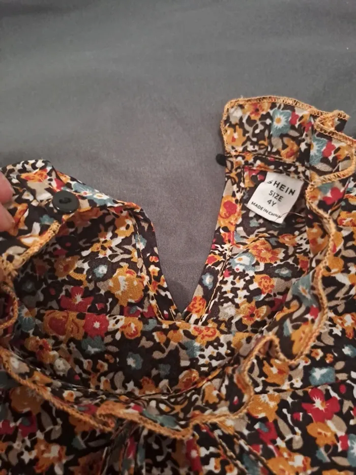 Jolie haut type blouse 4 ans - photo numéro 2