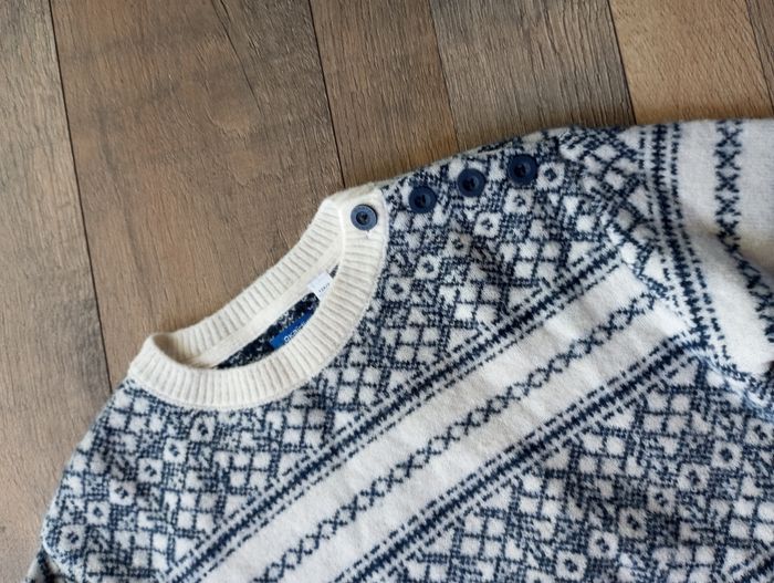 Pull chaud - photo numéro 2