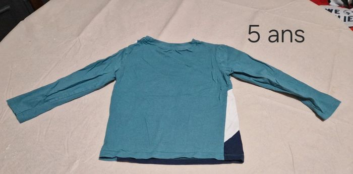 Tee shirt à longue manche 5 ans - photo numéro 2