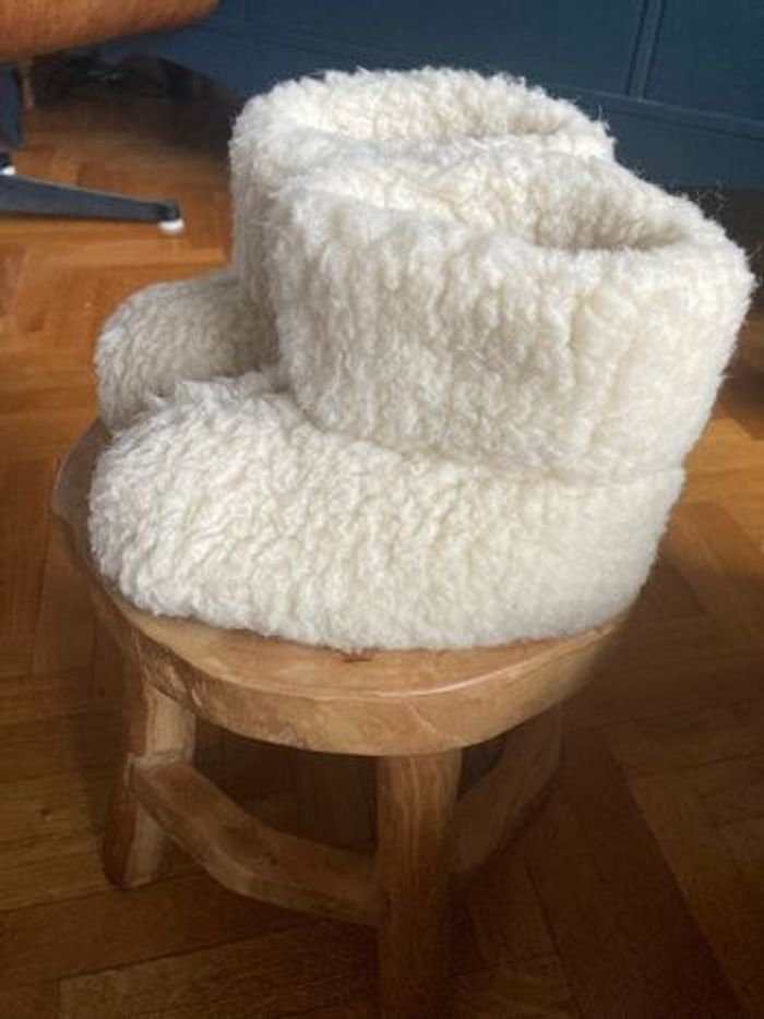Empereur chaussons pantoufles « pieds de mouton » pointure 25/26 très bon état - photo numéro 10