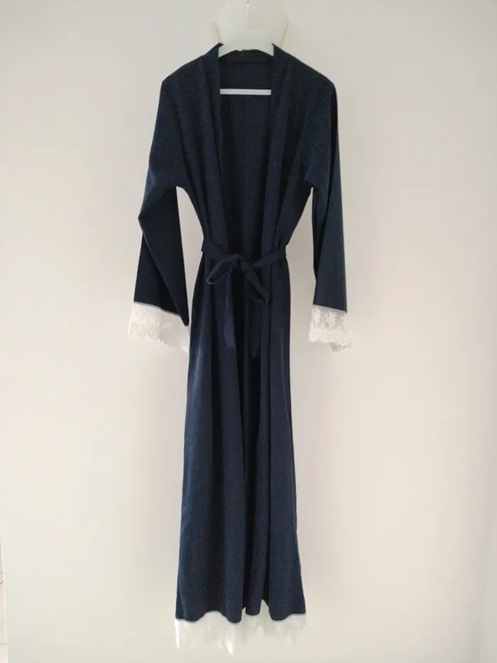 Kimono abaya avec ceinture à nouer manches dentelle