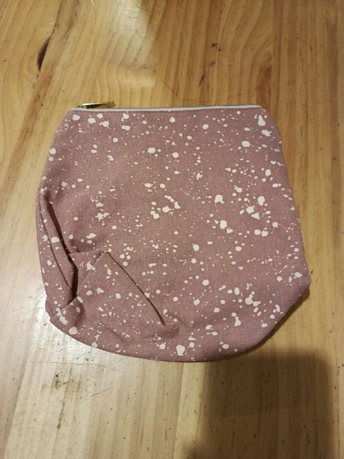 Trousse de toilette
