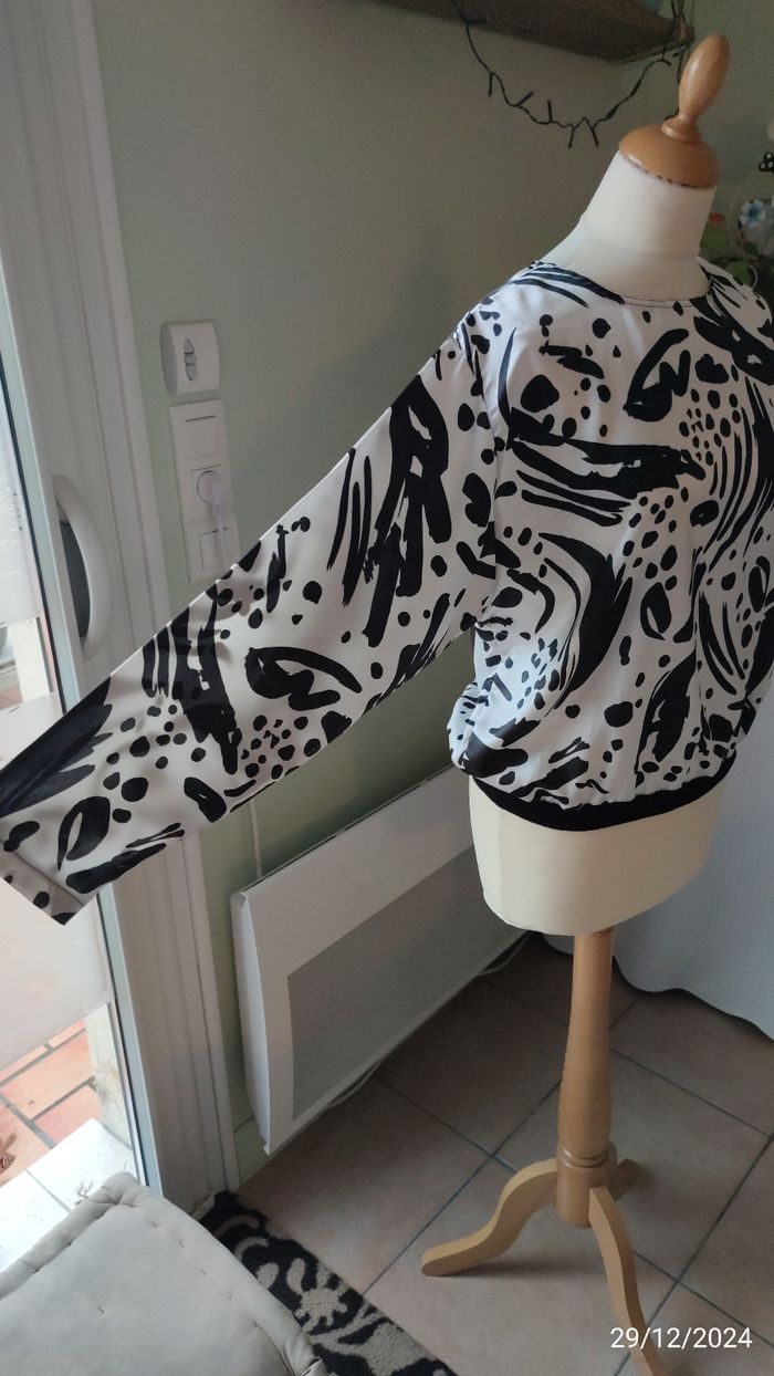 Blouse manches longues original 44/46 - photo numéro 3