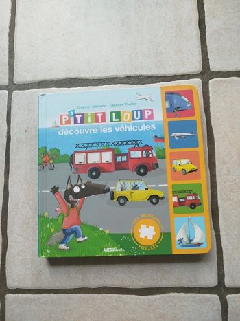 P'tit loup découvre les véhicules livre puzzle