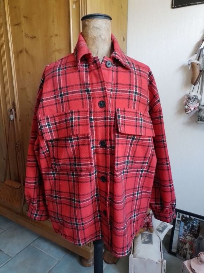 Sur chemise bûcheron carreaux rouge