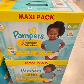 Lots  2 paquets de couches Pampers taille 6 prenium 