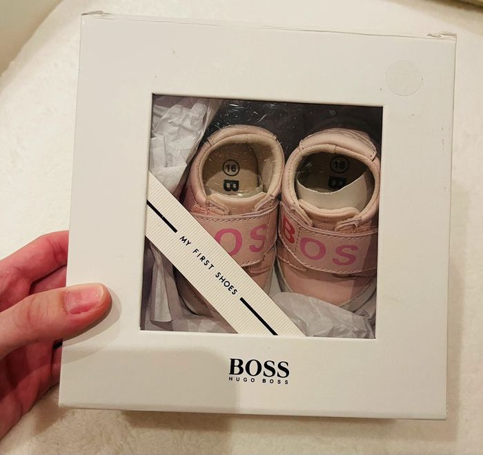 Petites chaussures / Baskets Boss Rose taille 16 - photo numéro 3