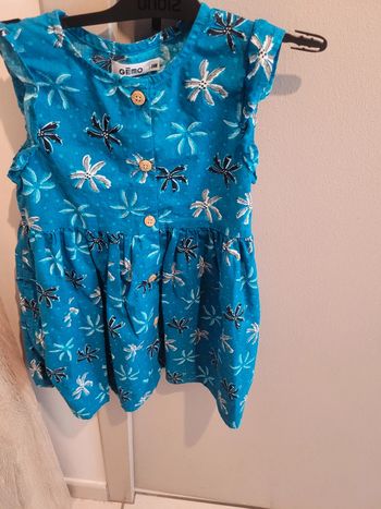Superbe Robe manches courte Gemo 24 mois