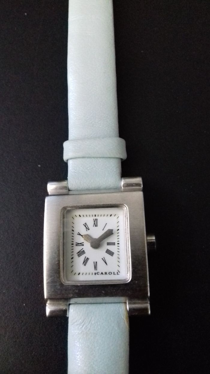 Faby27800 Montre femme Caroll bleu clair  bracelet cuir véritable sport et ville