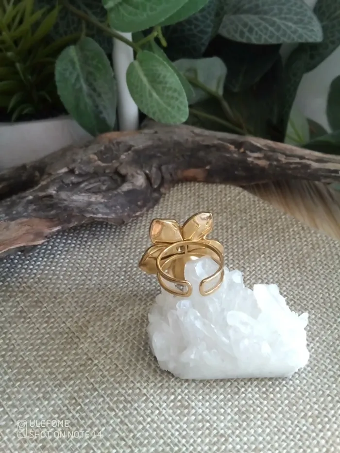 Bague fleur de monoï en acier inoxydable émaillé - photo numéro 3