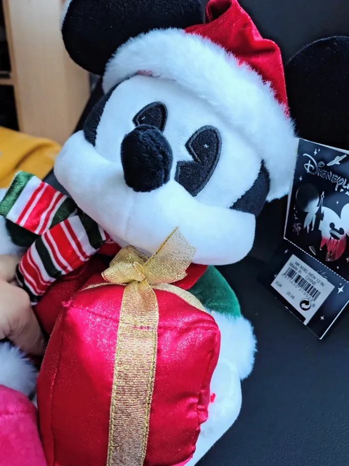 Peluche Disneyland Mickey mouse Paris Christmas noël velours neuf - photo numéro 3