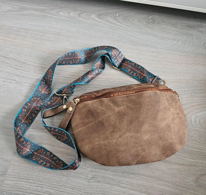 Sac banane beige marron