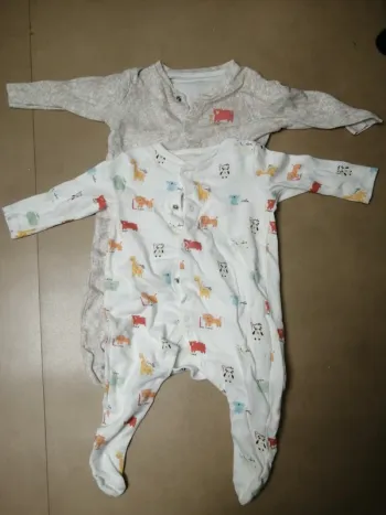Pyjama bb garçon 9 mois lot de 2