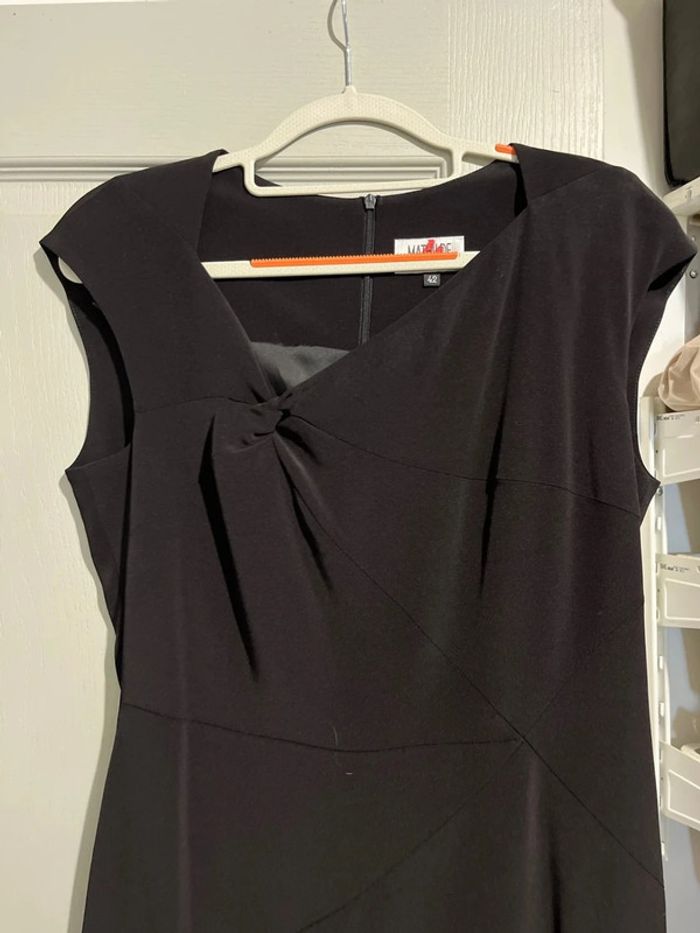 Robe noire - photo numéro 3