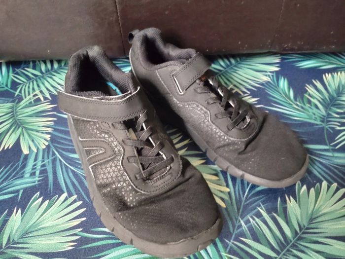 Baskets noires mixtes à scratch Newfeel Decathlon taille 38