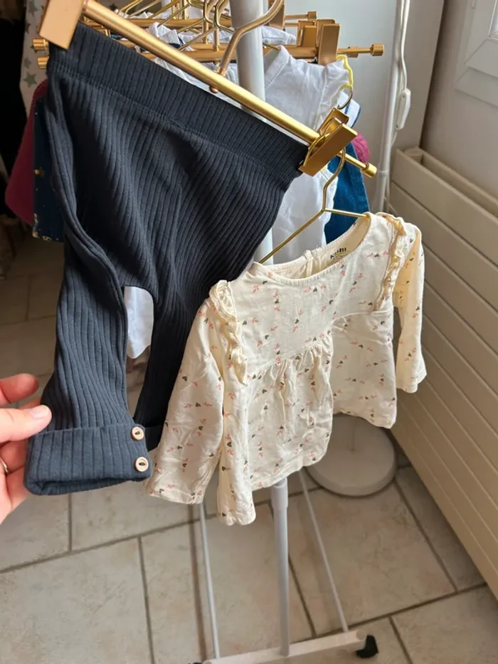 Joli ensemble Kiabi taille 12 mois état impeccable - photo numéro 5
