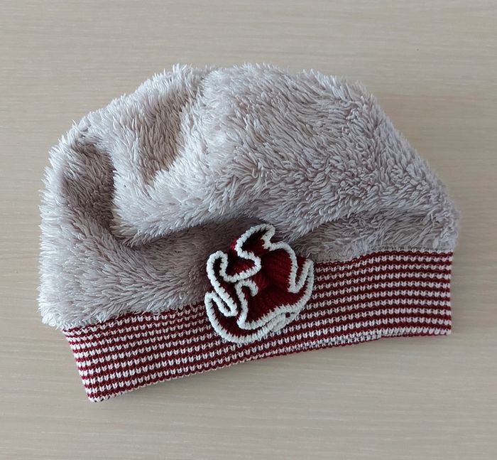 Bonnet - photo numéro 2