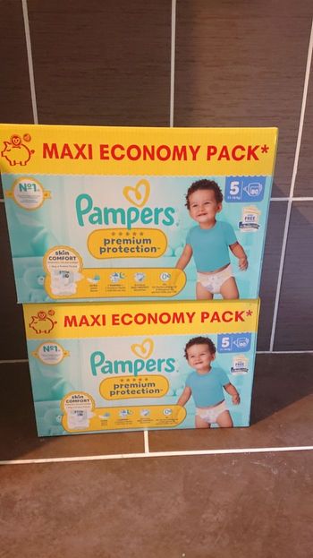 160  Couches pamper taille 5 pamper premium protection