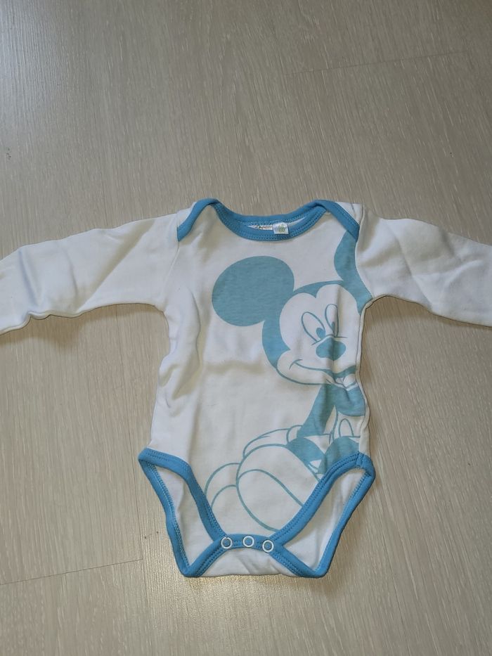 Vêtements bebe - photo numéro 3