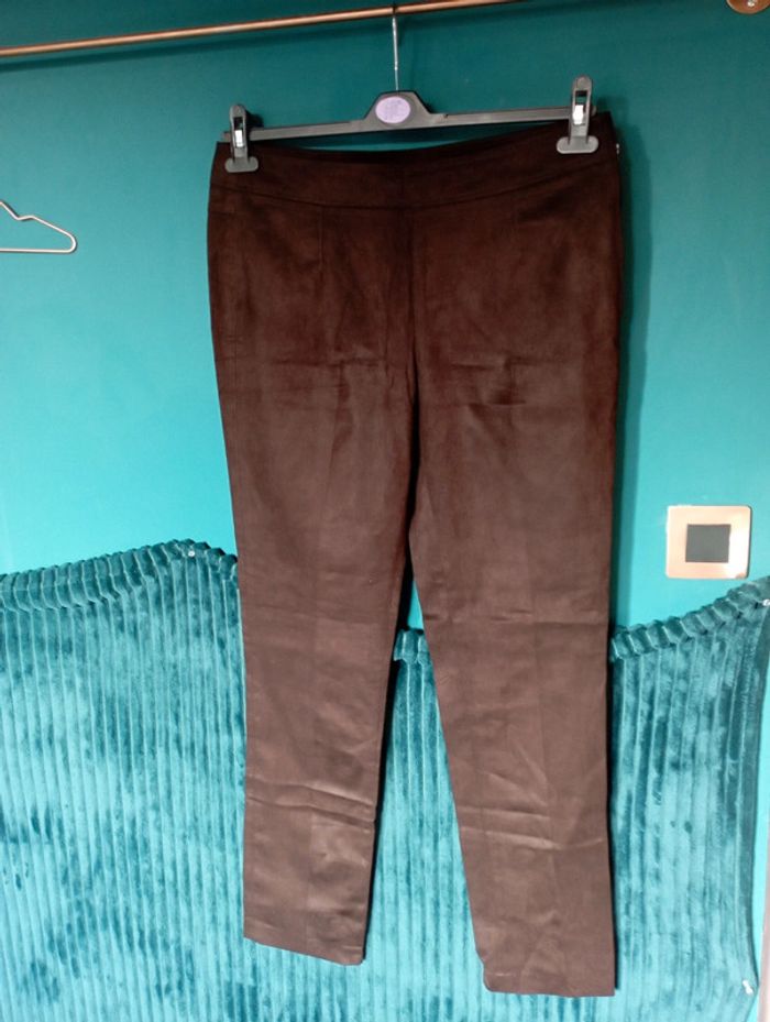 Pantalon suedine marron foncé