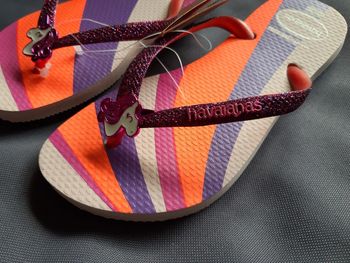 Havaianas glitter licorne taille 33-34 17€ au lieu de 26€