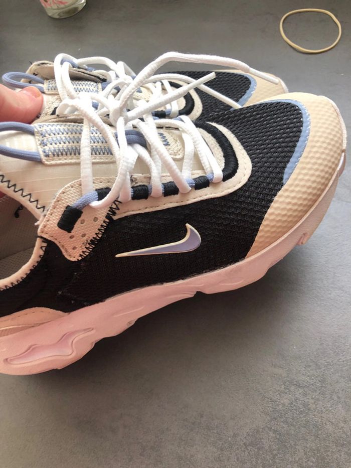 Basquets nike original react live - photo numéro 4