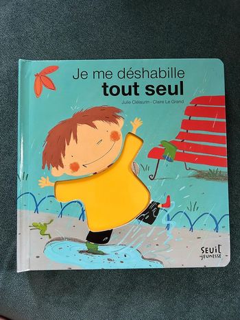 Je me déshabille tout seul livre « caresse »