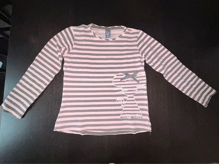 Lots teeshirts manches longues 4 ans - photo numéro 15