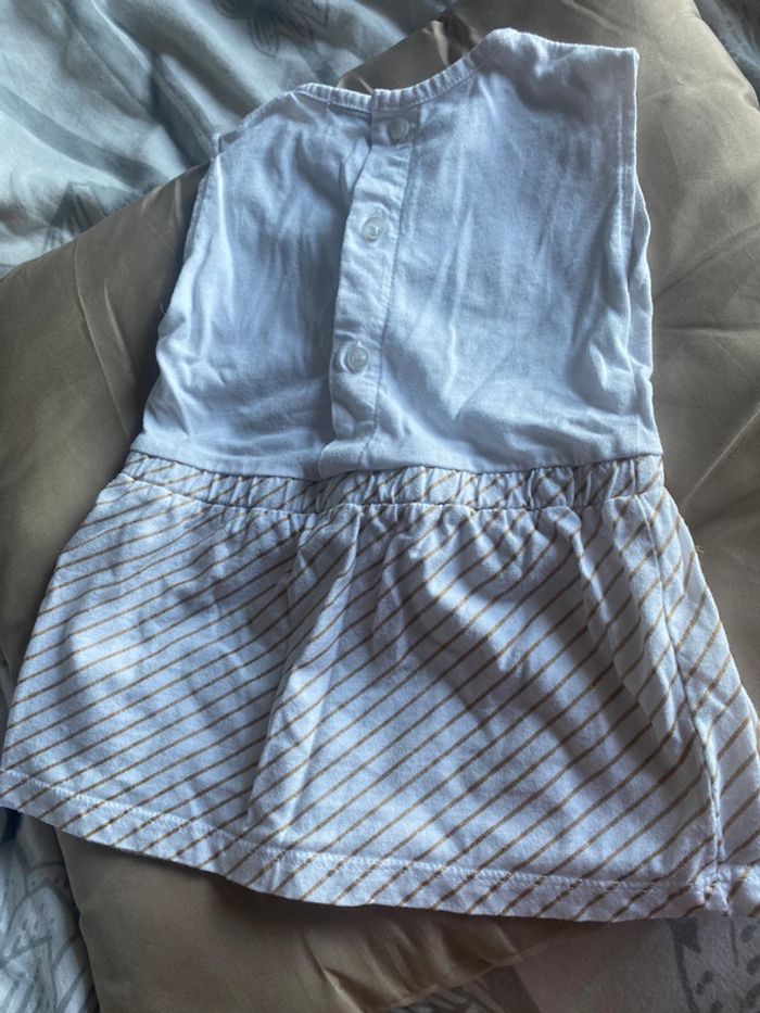 Robe bébé manche courte Kiabi 6 mois - photo numéro 2