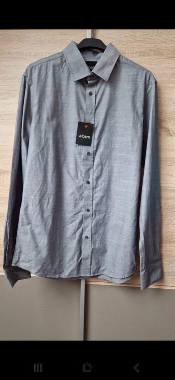 Chemise slim fit.