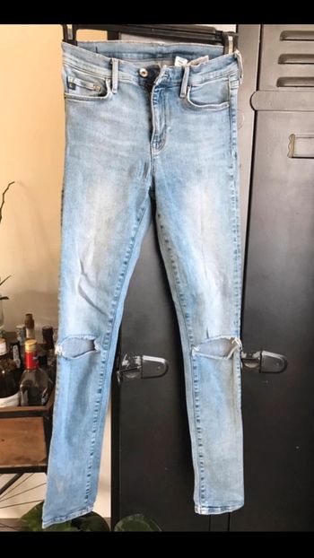 Jean effet déchiré, H&M , taille 38