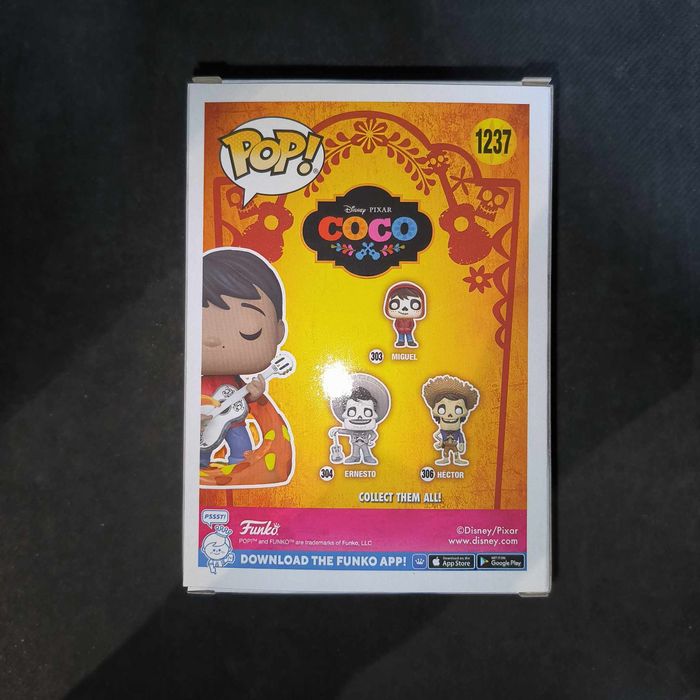 Figurine Funko Pop / Miguel 1237 / Coco / Disney / Glows In The Dark Spécial édition - photo numéro 2