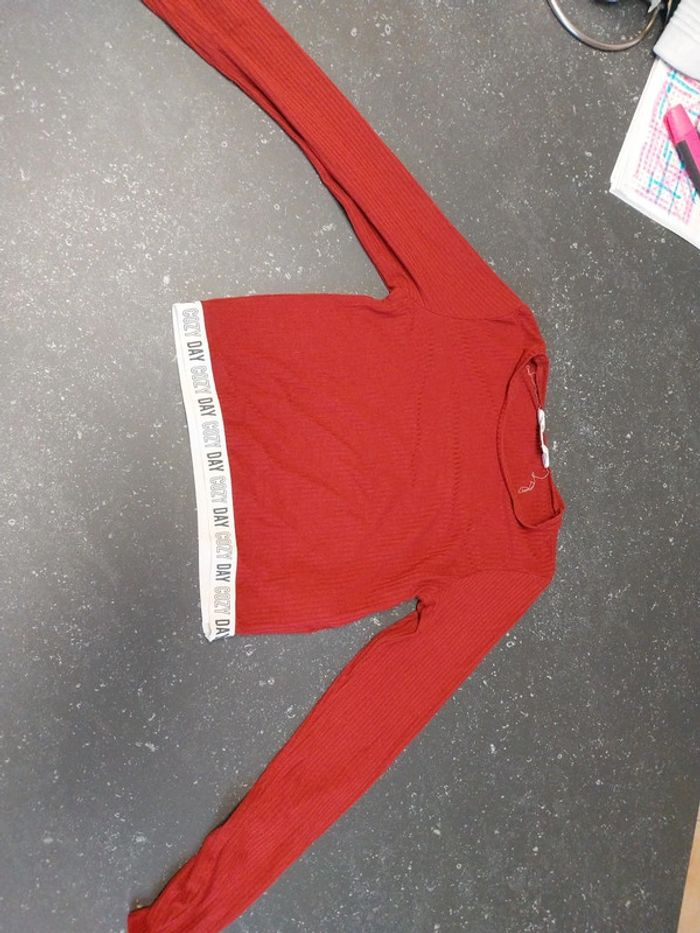 Tee shirt H&M 11/12ans - photo numéro 2