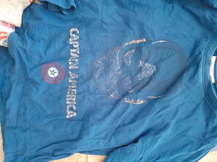 Lot de t-shirts et bas pyjamas 6 ans - photo numéro 3