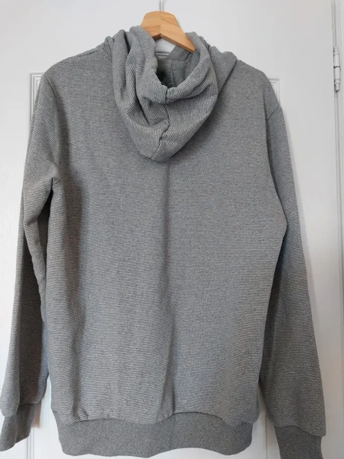 Sweat à capuche gris taille M - photo numéro 2