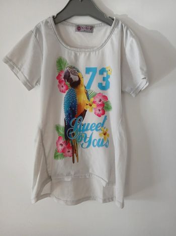 Tee-shirt asymétrique