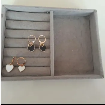 boucle d'oreille