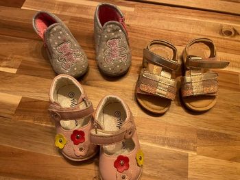 Chaussons + chaussures été