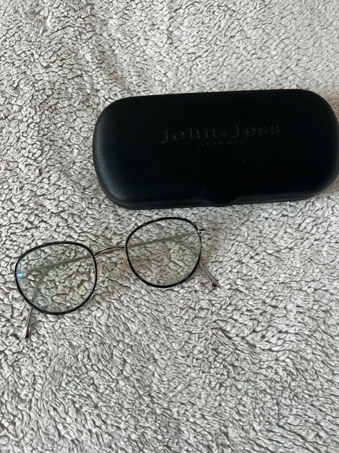 Monture lunettes