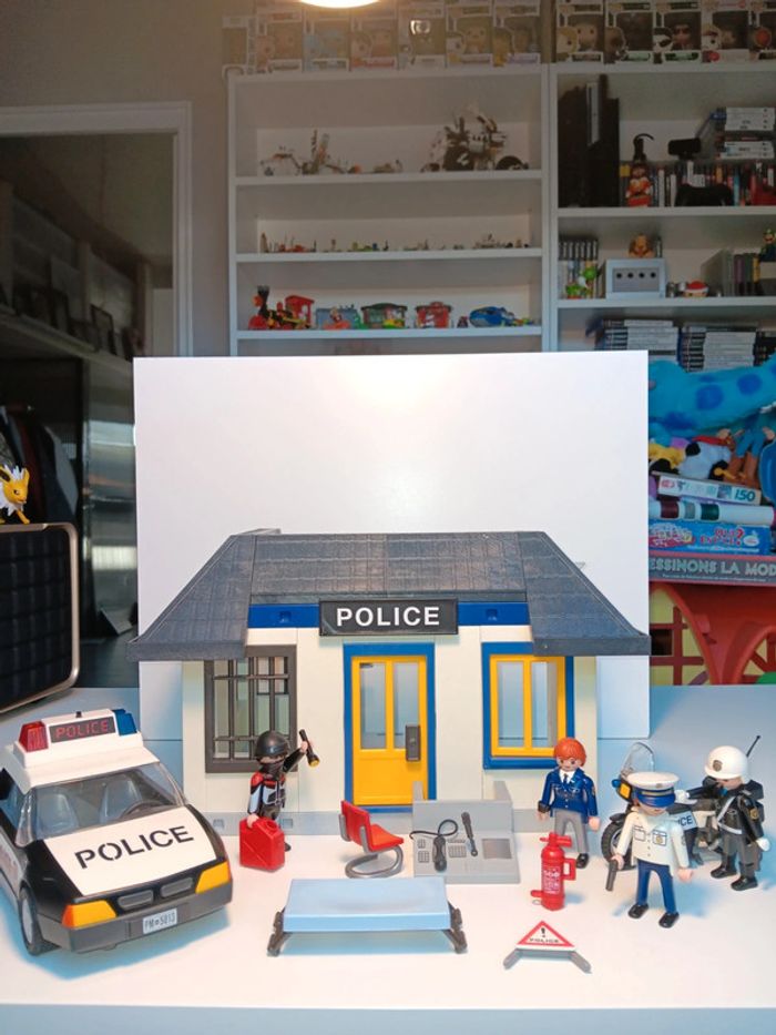 Lot figurines playmobil poste de police - photo numéro 2