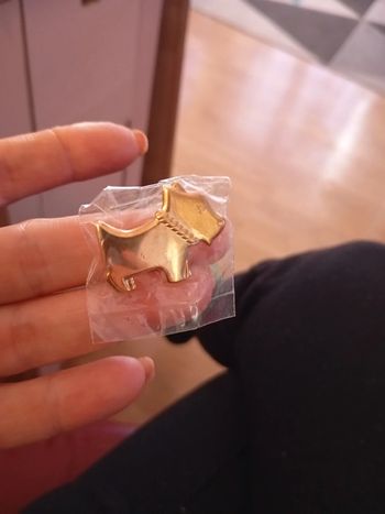 Petite broche neuve vintage