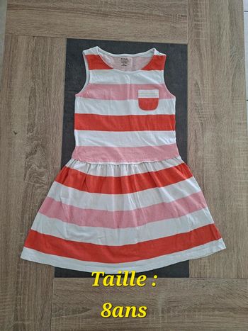 Jolie robe 👧 Kiabi 8ans 💯% coton été