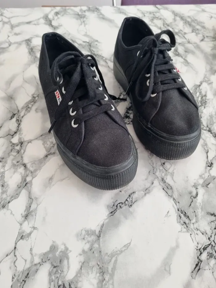 Basket Superga a plate-forme noir - photo numéro 12