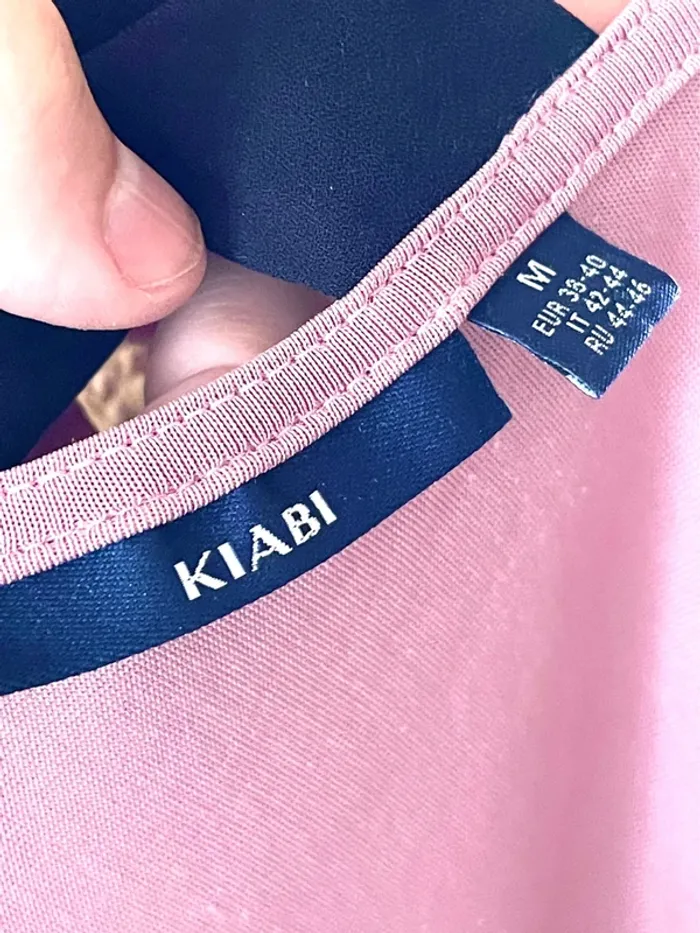 Sublime Top Rose Élégant - Kiabi - Taille M dos croisé avec lien à nouer noeud - photo numéro 3