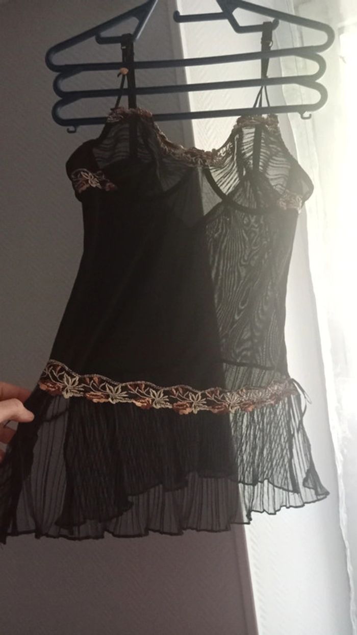 Très jolie Nuisette noir transparente - photo numéro 3