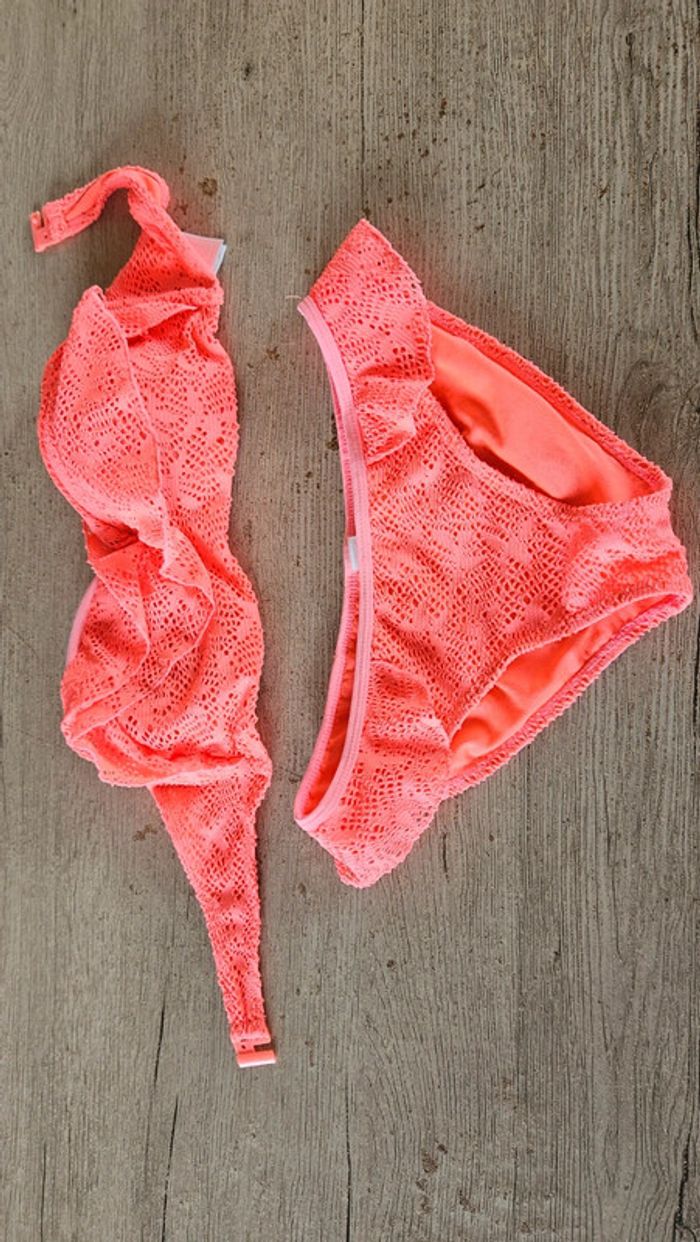 Bikini ado rose fluo en dentelle, sans bretelle, Ocean Club, 70B/34 - photo numéro 3