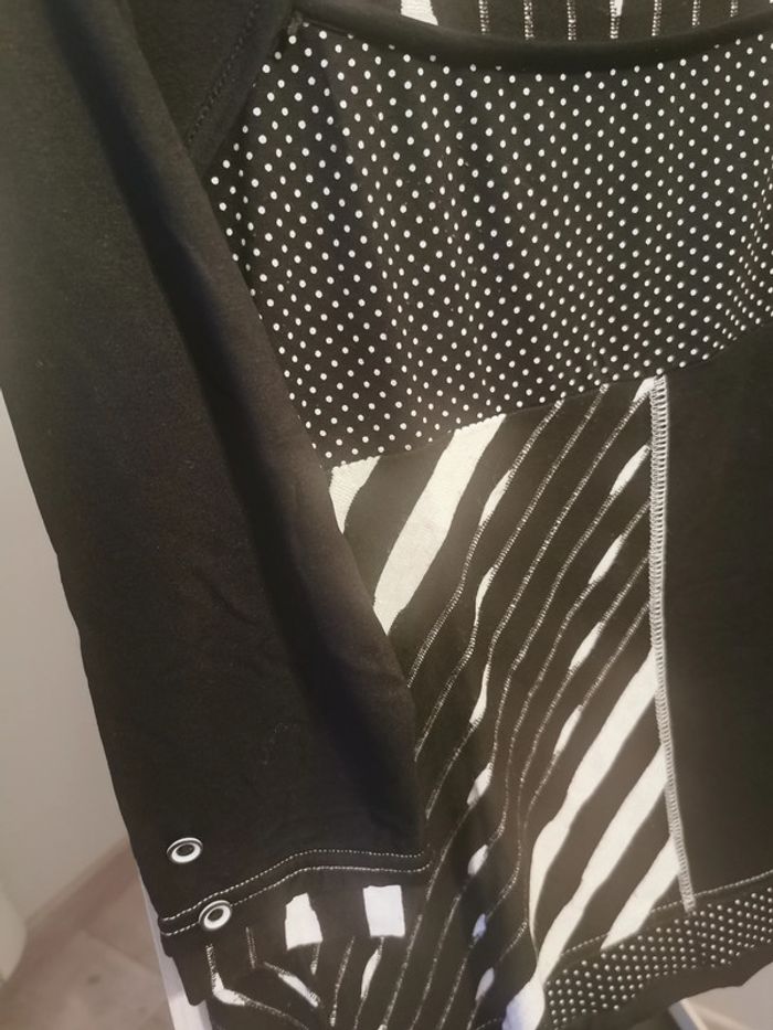 t-shirt taille M - photo numéro 3