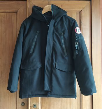 Parka canad'ice taille 12 ans.